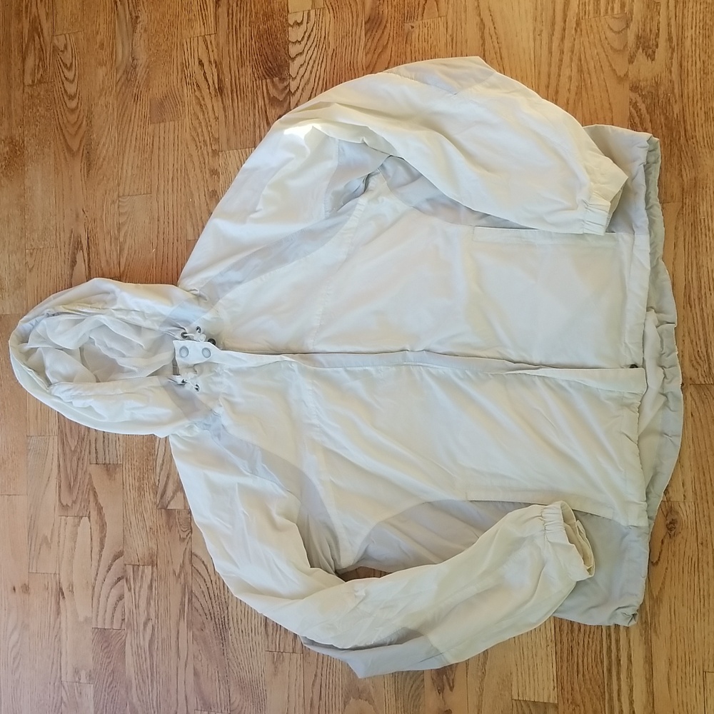 (XL) Eddie Bauer Neutral Contemporary Minimalist Gorpcore Outdoor Athleisure